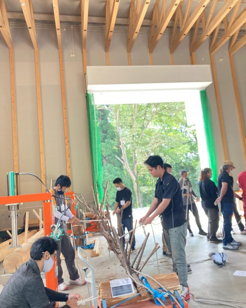緑の雇用ロープワーク研修